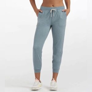 Women’s Vuori Joggers